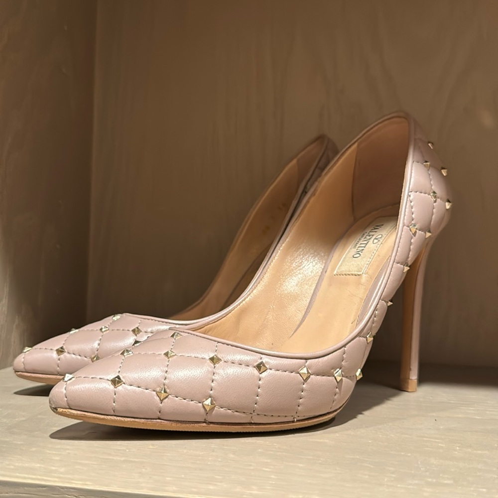 Valentino Rockstud Pumps Size 36